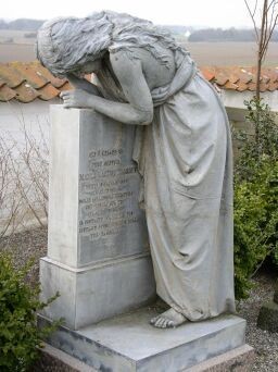 Engel gravminde på Kastrup Kirkegard